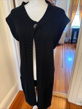 Chico’s Black Sleeveless Long Knit Cardigan Vest